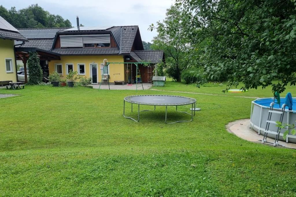 Country Retreat, Near Ljubljana City, Apartma Na Vasi, Blizu Mesta Ljubljana Apartment เมดโวเด ภายนอก รูปภาพ